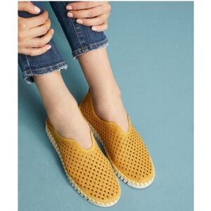 Ilse Jacobsen Womens Sz 38 Perforated Tulip Loafer Comfort Shoes Slip On Yellow